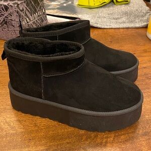 OLIVIA & KATE Platform Booties